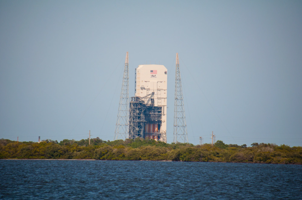 ULA Preparing Delta IV Heavy for June 2016 Launch