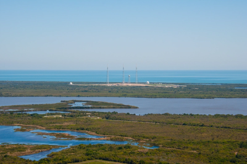 SpaceX Falcon9 at Launch Complex 40 - from roof of VAB SpaceX Falcon9 at Launch Complex 40 - from roof of VAB