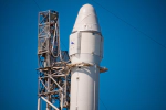 photos/spacex-falcon9-at-launch-complex-40_25733706603_o.jpg